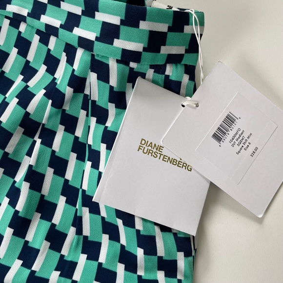 ✨DIANE VON FURSTENBERG✨ NWT Madison Square Shift Mint Trouser Sz US 6 (SM) - Picture 3 of 5